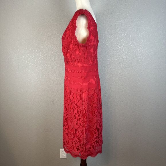 Tadashi Shoji Womens V-Neck Sheath Dress Size 12 Red Floral Embroidered Lace - Picture 3 of 8